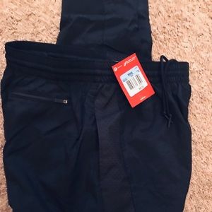 Men’s Nike joggers size medium New with Tags